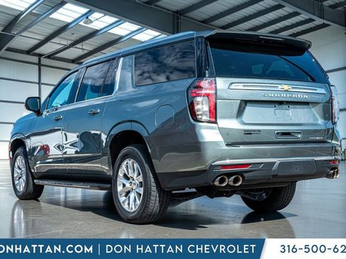 Used 2023 Chevrolet Suburban Premier image 30