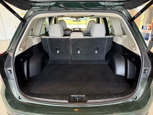Used 2022 Subaru Forester Premium AWD/4WD image 14