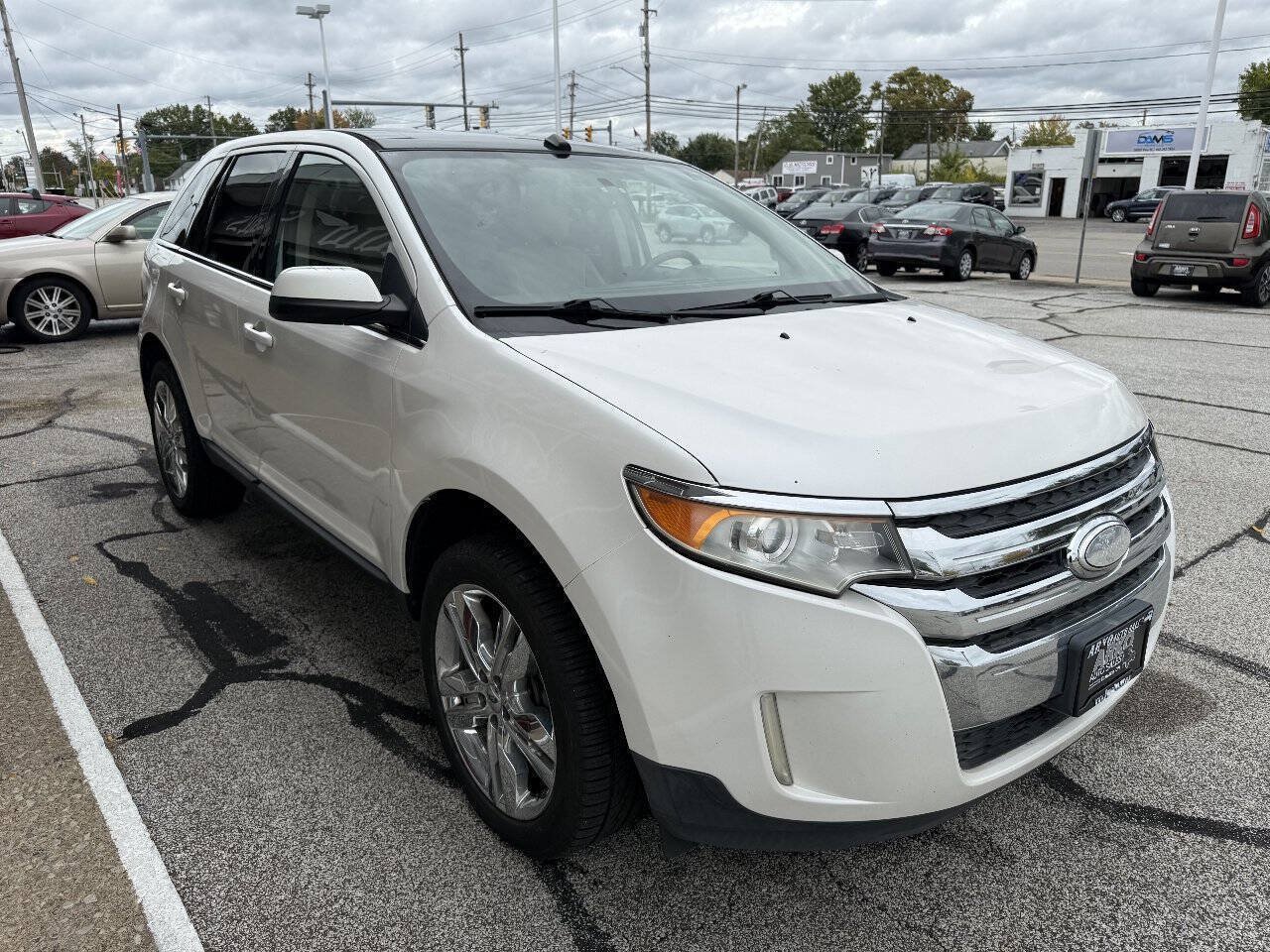 Used 2011 Ford Edge Limited w/ 301A Rapid Spec Order Code FWD image 4