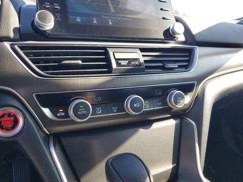 Certified 2021 Honda Accord LX image 27