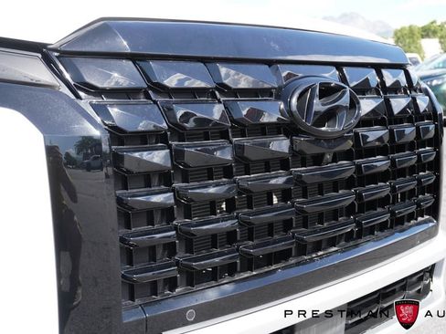 Used 2024 Hyundai Palisade Calligraphy AWD/4WD image 17