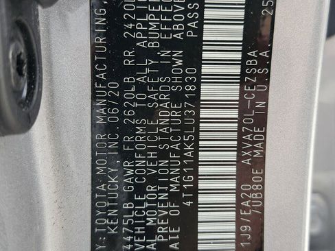 Used 2020 Toyota Camry SE image 32