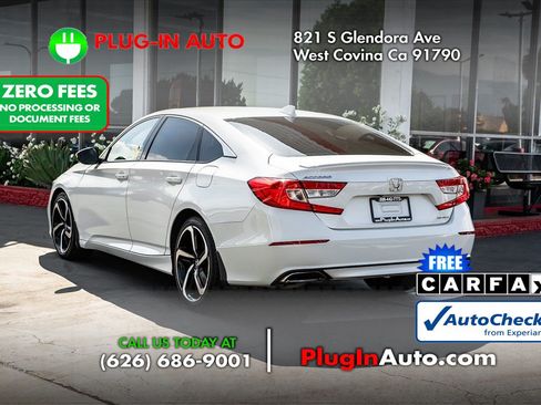 Used 2018 Honda Accord Sport image 2