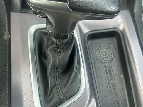 Used 2020 Dodge Charger SXT RWD image 14