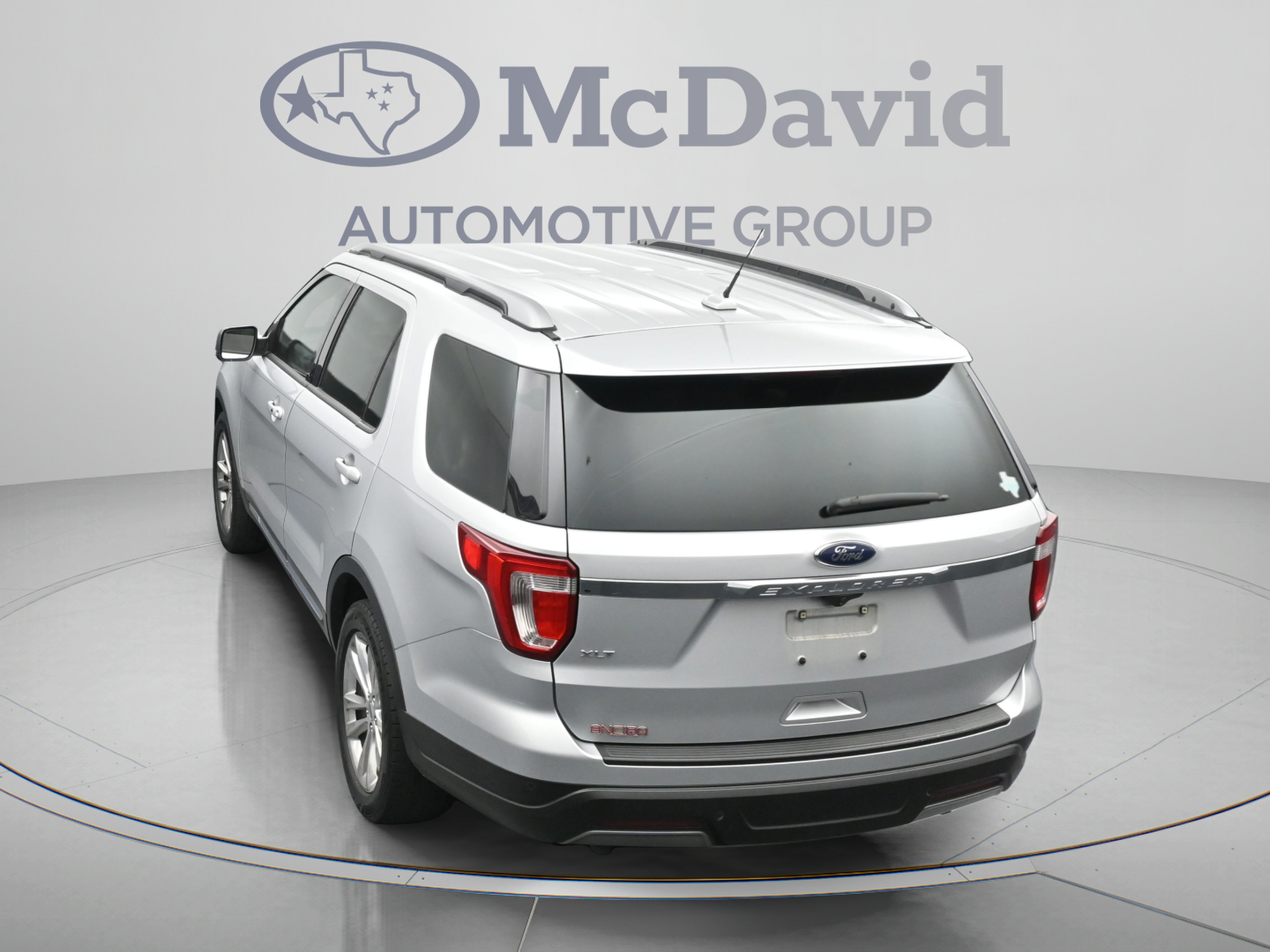 Used 2019 Ford Explorer XLT w/ Equipment Group 202A FWD image 38
