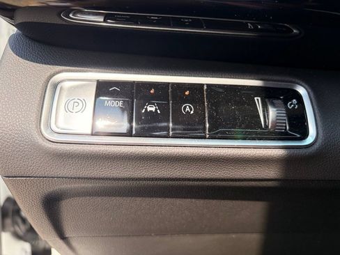 Used 2026 Buick Envision Sport Touring AWD/4WD image 32