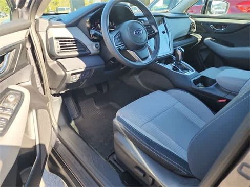 Used 2025 Subaru Outback Premium image 2