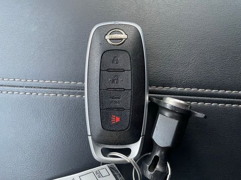 Used 2025 Nissan Sentra S FWD image 18