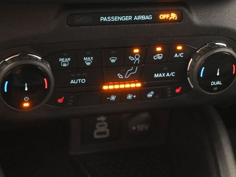 Used 2023 Ford Bronco Sport Outer Banks w/ Tech Package AWD/4WD image 24