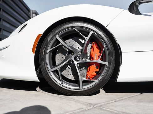 Used 2021 McLaren Elva image 3