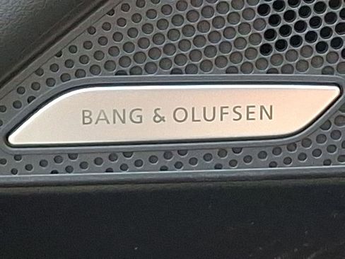 New 2025 Audi A6 e-tron Premium Plus image 23