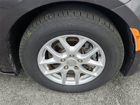 Used 2020 Chrysler Pacifica Limited image 17