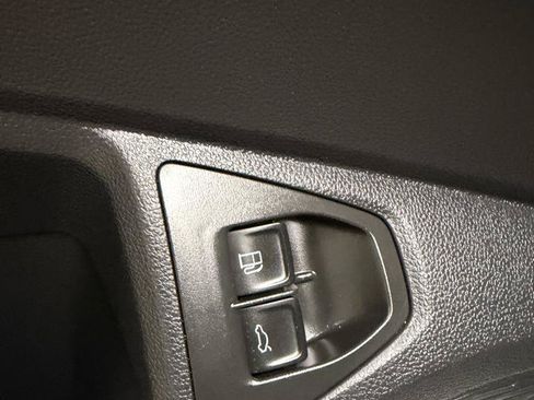 Used 2023 Volkswagen Jetta SE w/ Panoramic Sunroof Package FWD image 16