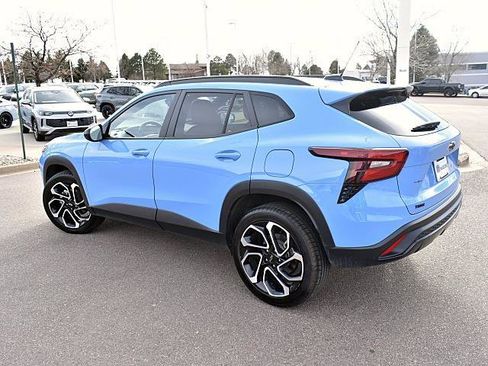 Used 2024 Chevrolet Trax RS w/ Driver Confidence Package image 4