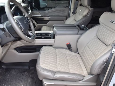 Used 2026 Ford F350 Platinum w/ Platinum Plus Package AWD/4WD image 10