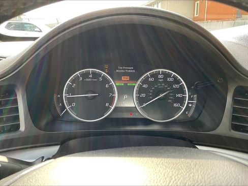 Used 2017 Acura ILX FWD image 13