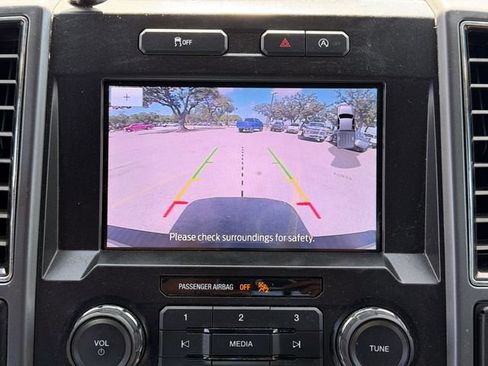 Used 2019 Ford F150 XLT w/ Equipment Group 302A Luxury AWD/4WD image 15