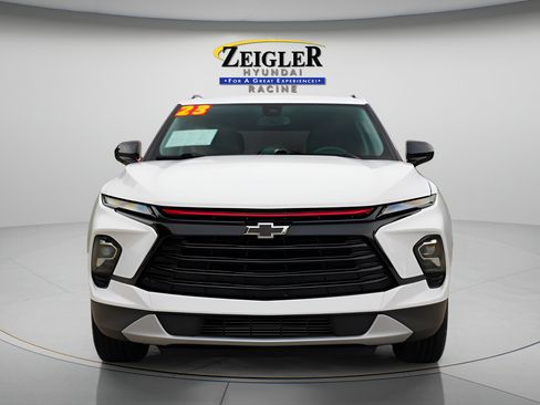Used 2023 Chevrolet Blazer LT w/ Convenience Package AWD/4WD image 2