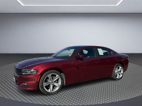 Used 2018 Dodge Charger SXT Plus w/ Quick Order Package 29J image 2