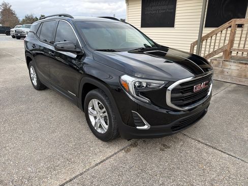 Used 2018 GMC Terrain SLE w/ Driver Convenience Package image 11