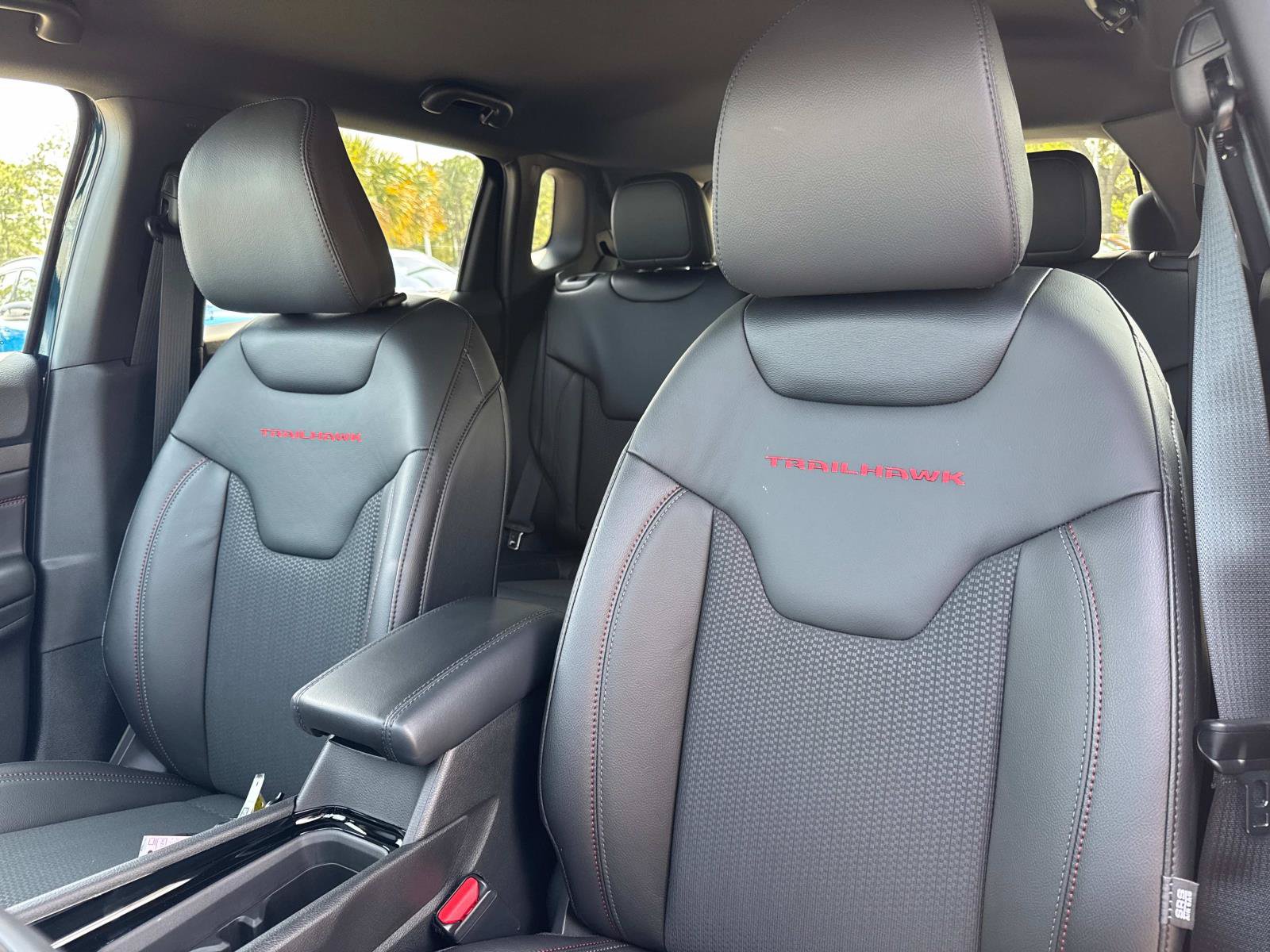 New 2026 Jeep Compass Trailhawk w/ Trailer Tow Group AWD/4WD image 20