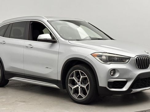 Used 2017 BMW X1 xDrive28i AWD/4WD image 3
