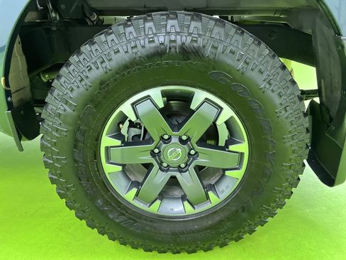 Used 2021 Nissan Frontier PRO-4X w/ Pro-4x Utility Package AWD/4WD image 15