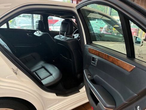 Used 2014 Mercedes-Benz E 350 4MATIC w/ Premium 1 Package image 28