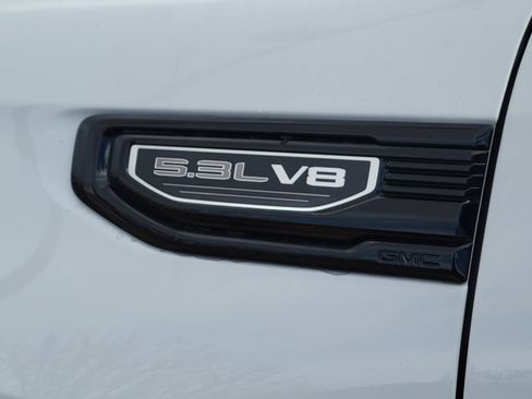 New 2026 GMC Sierra 1500 Elevation w/ Elevation Premium Package image 12