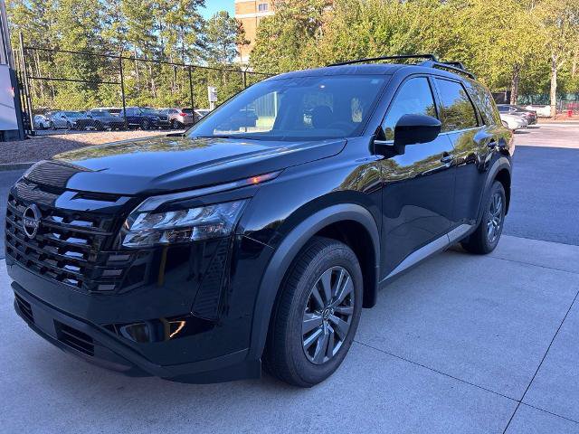 Certified 2026 Nissan Pathfinder SV FWD image 1