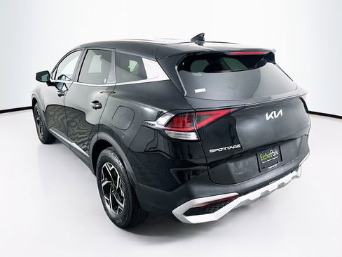Used 2025 Kia Sportage LX image 5