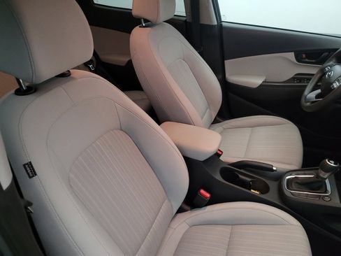 Used 2022 Hyundai Kona SEL image 21