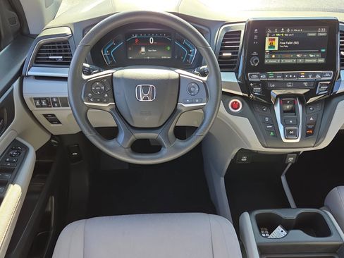 Used 2021 Honda Odyssey EX image 14