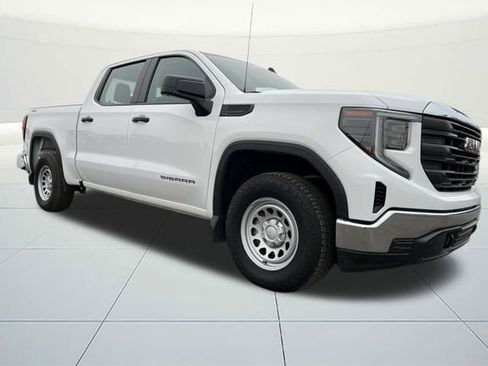 Used 2024 GMC Sierra 1500 Pro w/ X31 Off-Road Package image 7