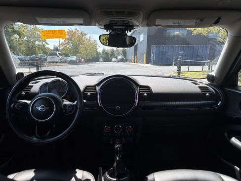 Used 2016 MINI Cooper Clubman FWD image 21