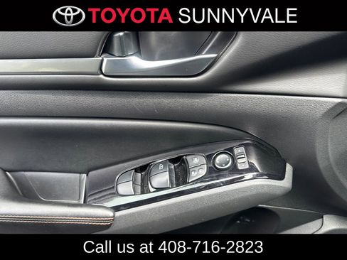 Used 2024 Nissan Altima 2.5 SR FWD image 15