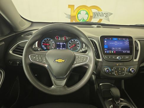 Used 2024 Chevrolet Malibu LT FWD image 14