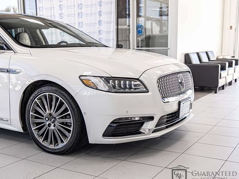 Used 2017 Lincoln Continental Black Label w/ Technology Package AWD/4WD image 4