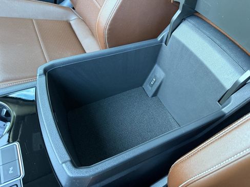 Used 2022 Volkswagen Atlas SE image 25