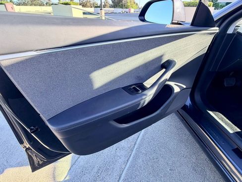 Used 2025 Tesla Model 3 RWD image 28