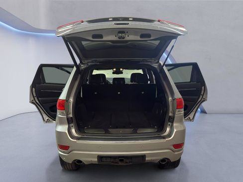 Used 2014 Jeep Grand Cherokee Overland AWD/4WD image 13