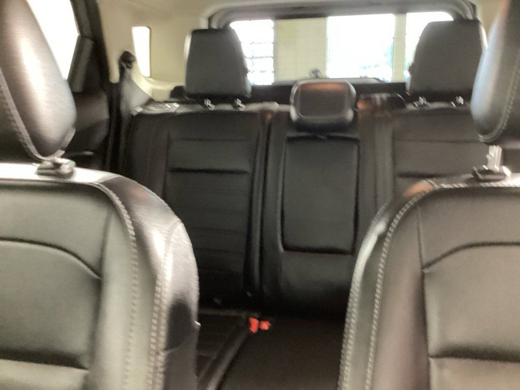 Used 2021 Ford EcoSport Titanium FWD image 31