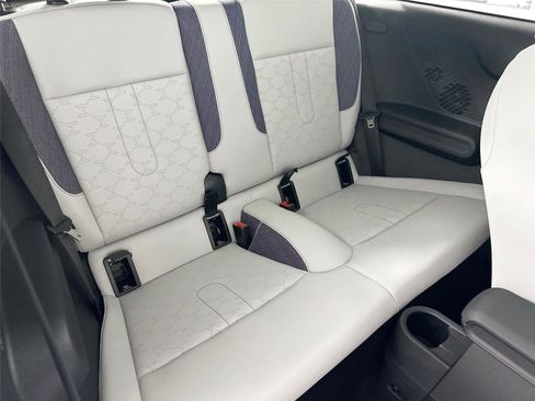 Certified 2025 MINI Cooper S FWD image 21