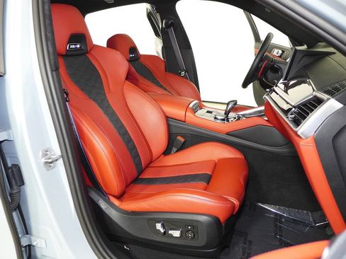 Used 2024 BMW X6 M Competition w/ Executive Package image 19