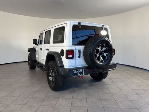 Used 2022 Jeep Wrangler Unlimited Rubicon AWD/4WD image 3