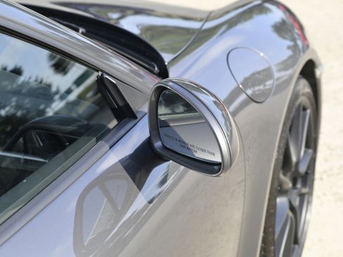 Used 2016 Porsche 911 Carrera 4 image 12