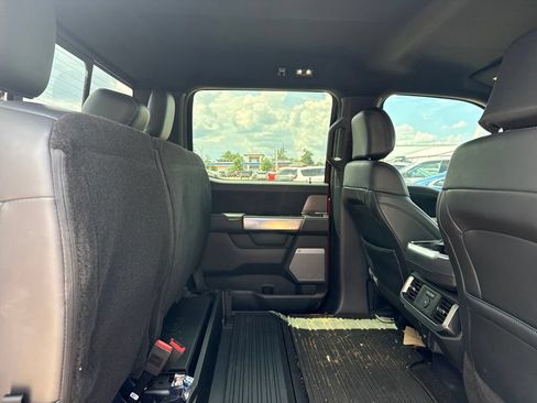 Used 2025 Ford F150 Platinum w/ FX4 Off-Road Package AWD/4WD image 16