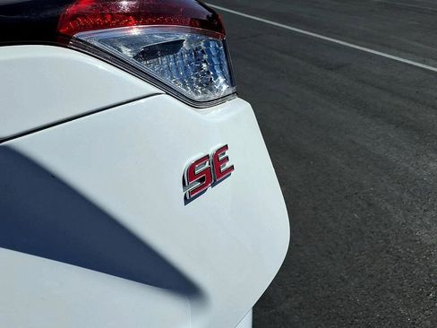 Used 2020 Toyota Corolla SE image 20