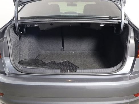Used 2019 Volkswagen Jetta SE FWD image 16