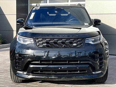 Used 2023 Land Rover Discovery S R-Dynamic AWD/4WD image 2